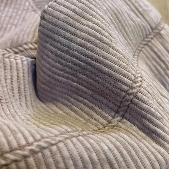 Nikibiki Seamless Leggings - Picture 12 of 12